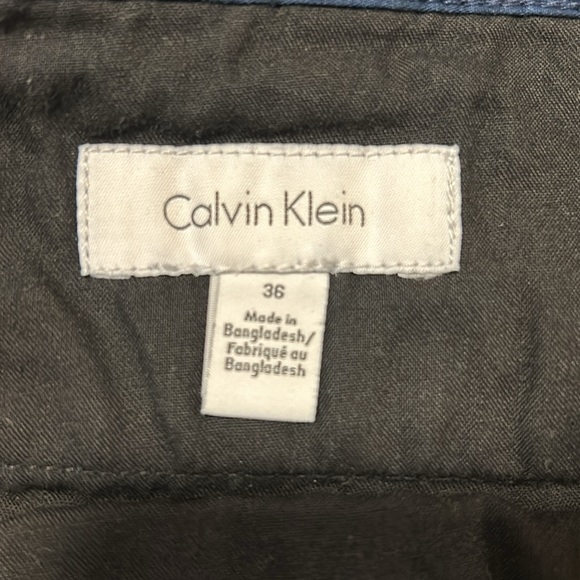 Calvin Klein Navy Shorts - Size 36 - Picture 2 of 2